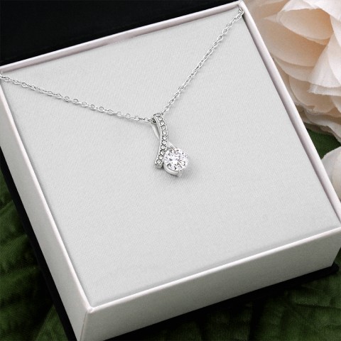 Gifts for Boyfriend's Mom From Girlfriend- Alluring Beauty Necklace